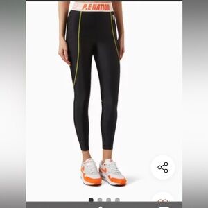 Hudson High-rise Leggings in Recycled
Polyester